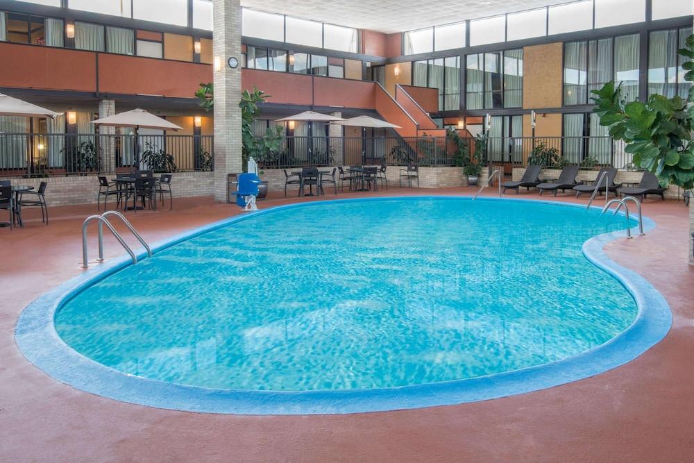 Wyndham Garden Oklahoma City Resort & Conference Hotel Near Airport, Fairgrounds Paycom & I40 Exteriér fotografie
