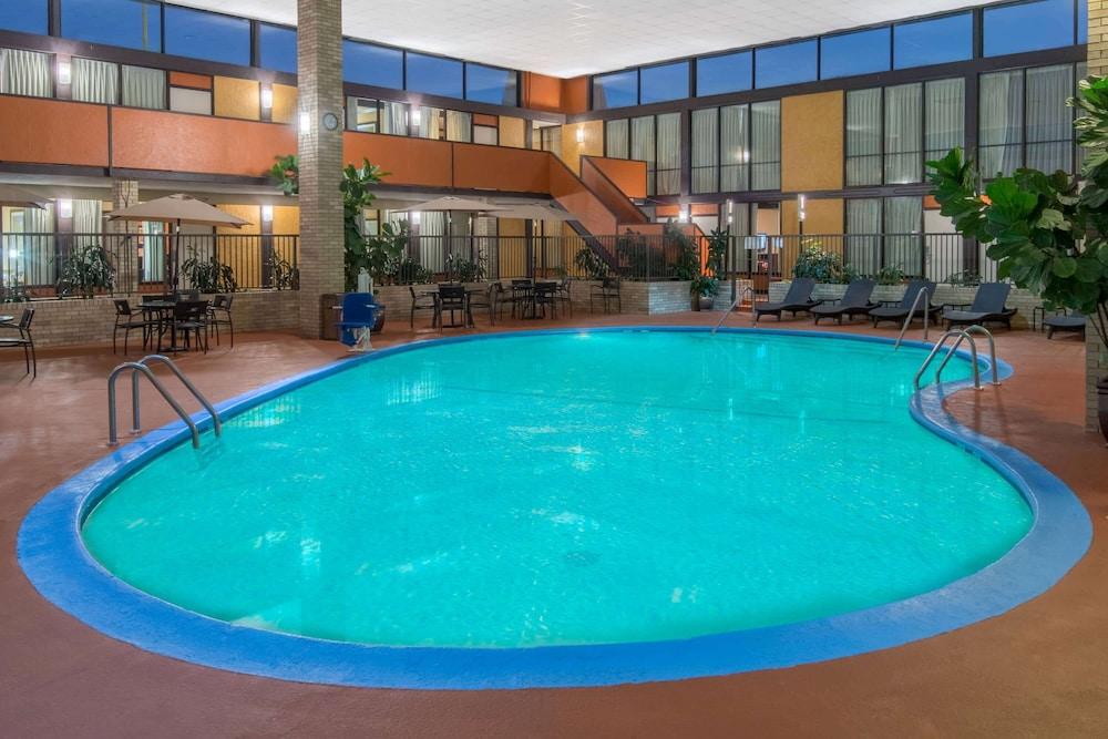 Wyndham Garden Oklahoma City Resort & Conference Hotel Near Airport, Fairgrounds Paycom & I40 Exteriér fotografie
