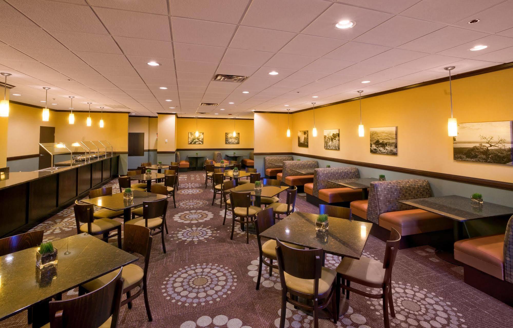 Wyndham Garden Oklahoma City Resort & Conference Hotel Near Airport, Fairgrounds Paycom & I40 Exteriér fotografie